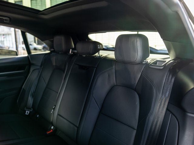 2025 Porsche Macan Electric Base
