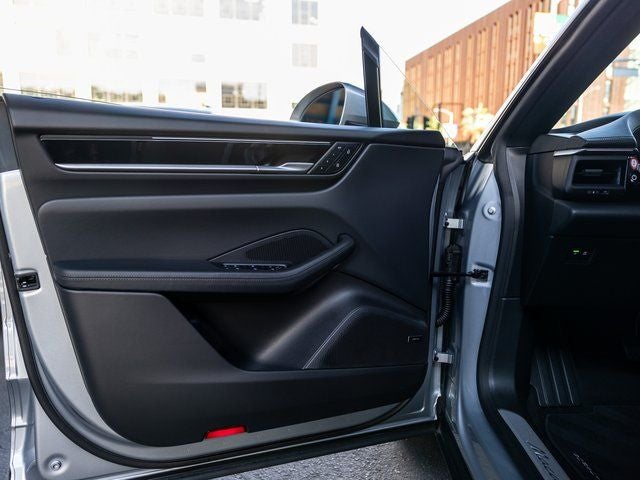 2025 Porsche Macan Electric Base