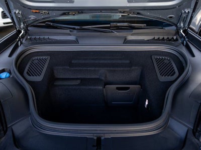 2025 Porsche Macan Electric Base
