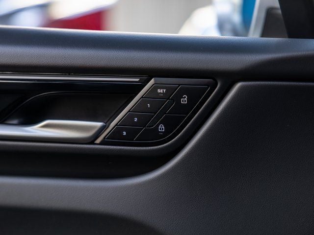 2025 Porsche Macan Electric Base