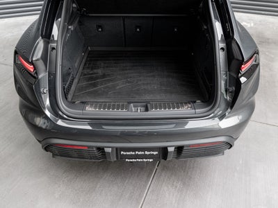 2025 Porsche Macan Macan Electric