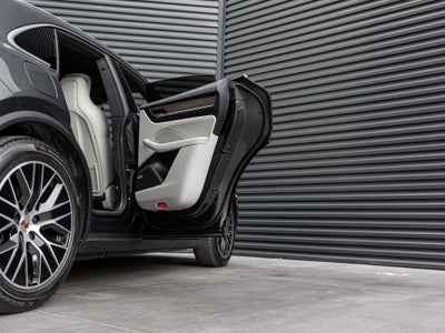 2025 Porsche Macan Macan Electric