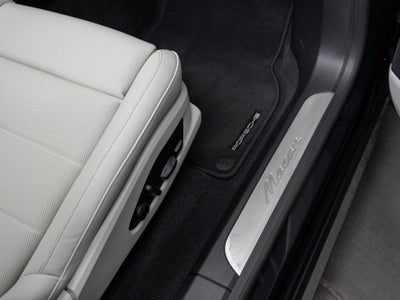 2025 Porsche Macan Macan Electric