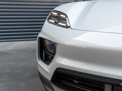 2026 Porsche Macan Electric