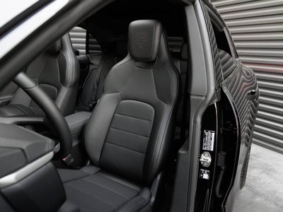 2026 Porsche Macan Macan Electric