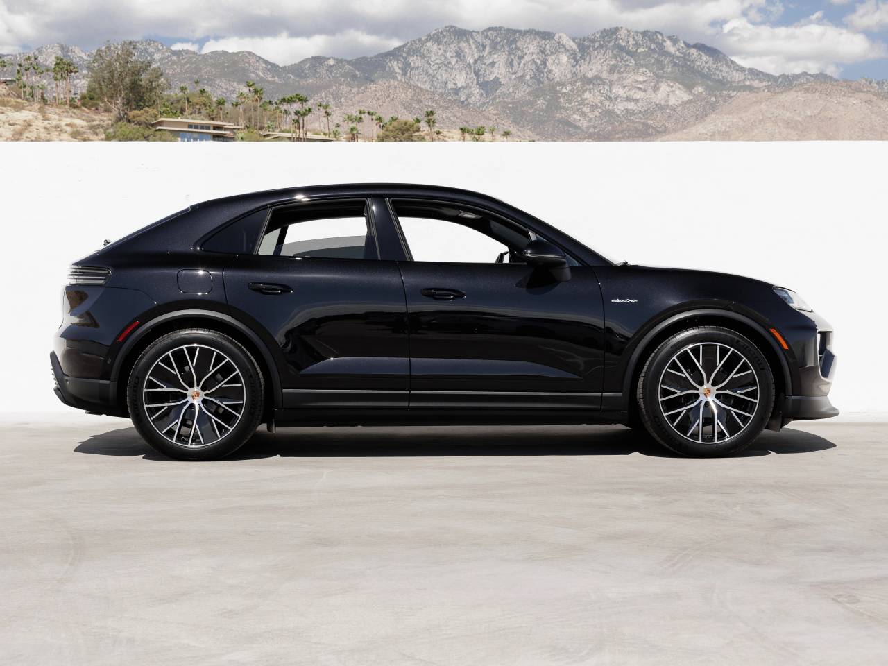 2026 Porsche Macan Macan Electric