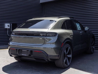 2026 Porsche Macan Macan Electric