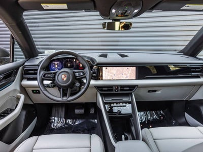 2026 Porsche Macan Macan Electric