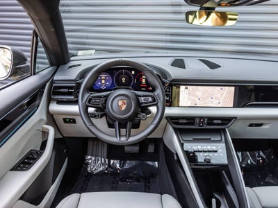 2026 Porsche Macan Macan Electric