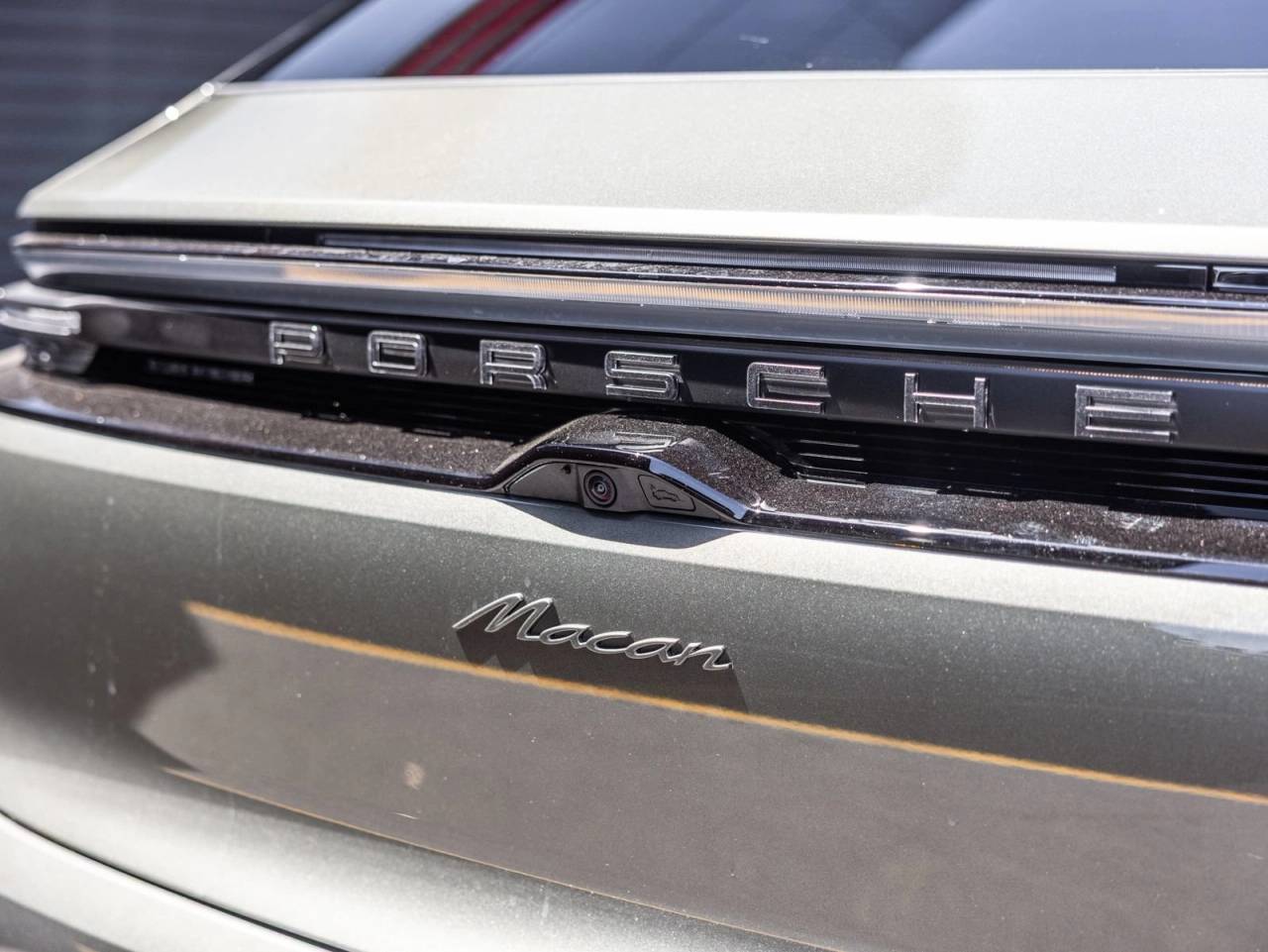 2026 Porsche Macan Macan Electric