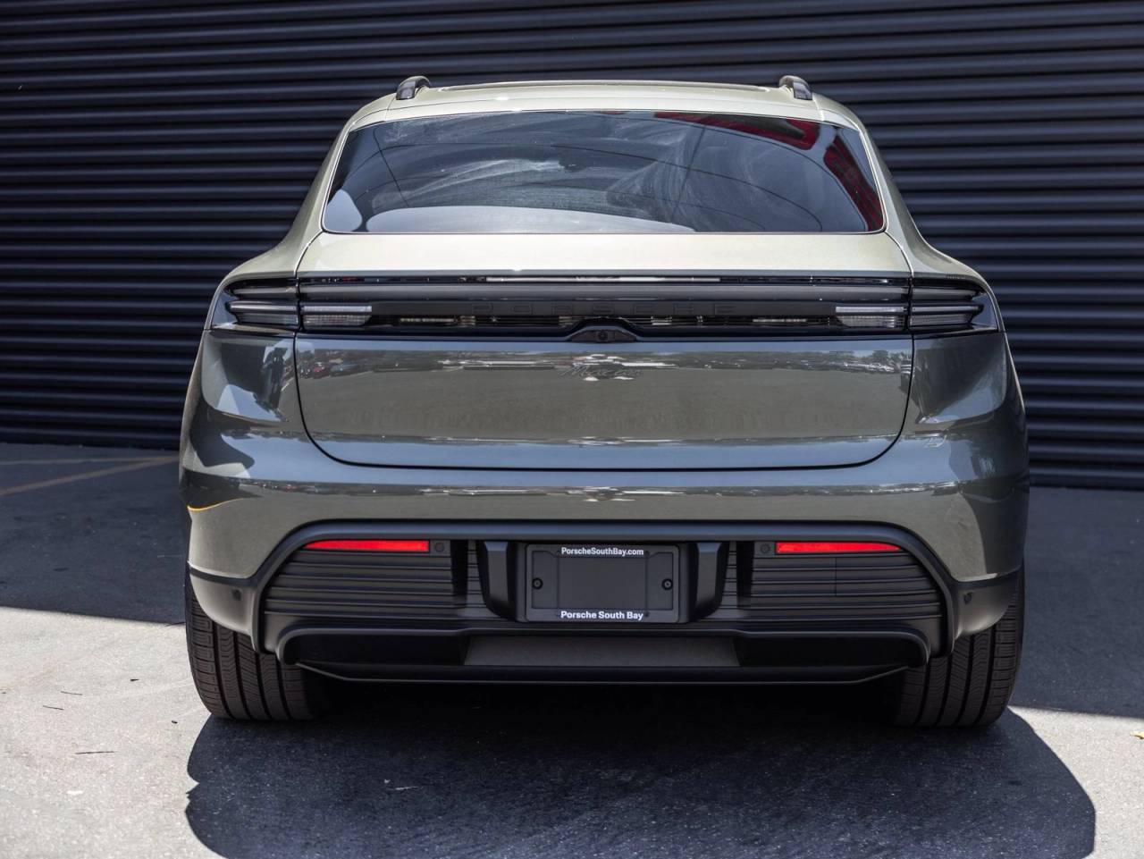 2026 Porsche Macan Macan Electric