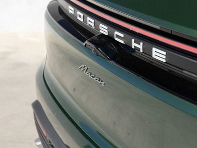 2025 Porsche Macan Macan Electric