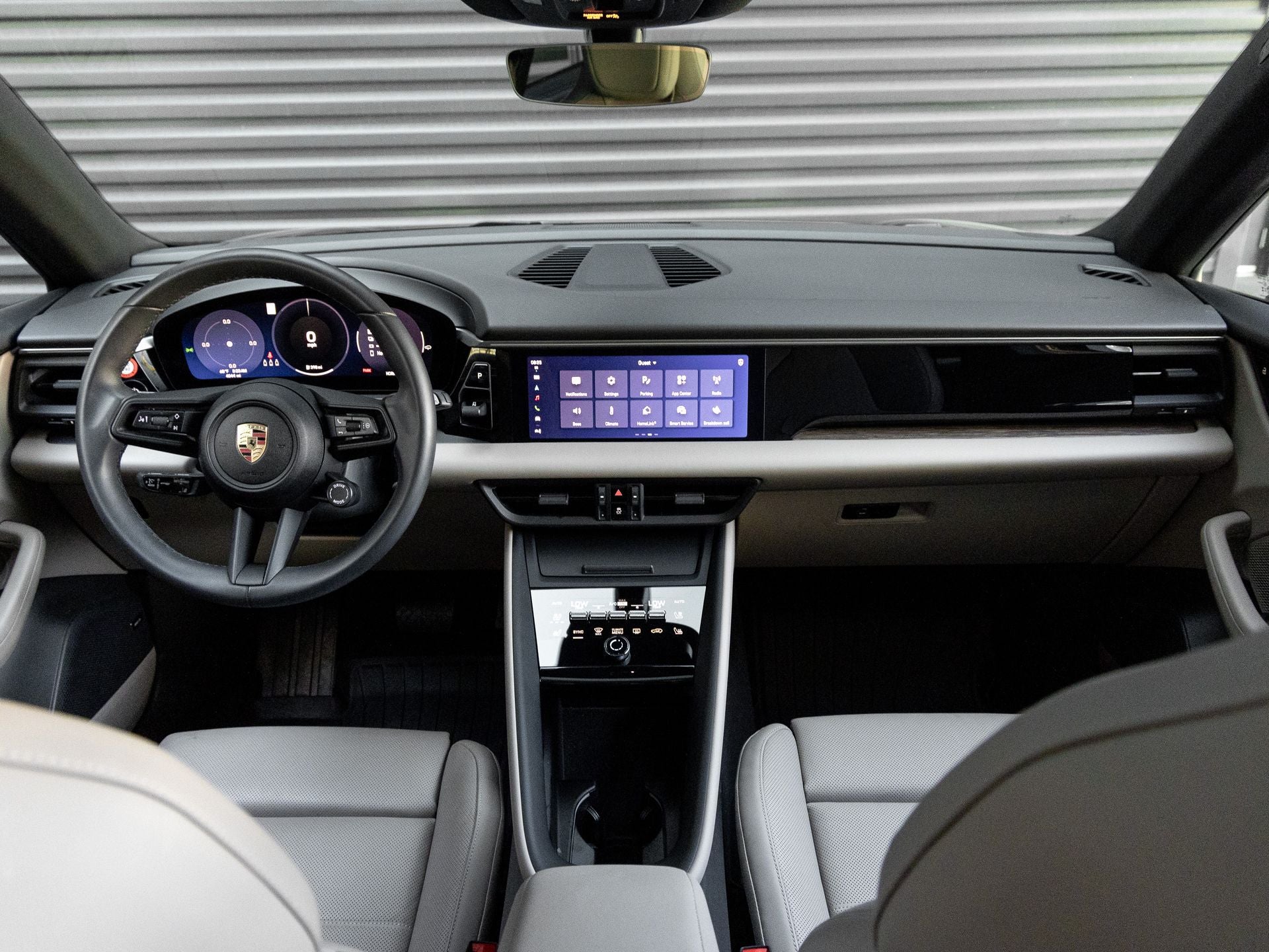 2025 Porsche Macan Macan Electric