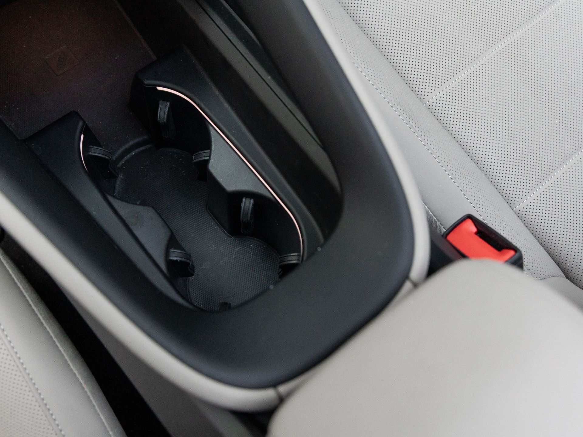 2025 Porsche Macan Macan Electric