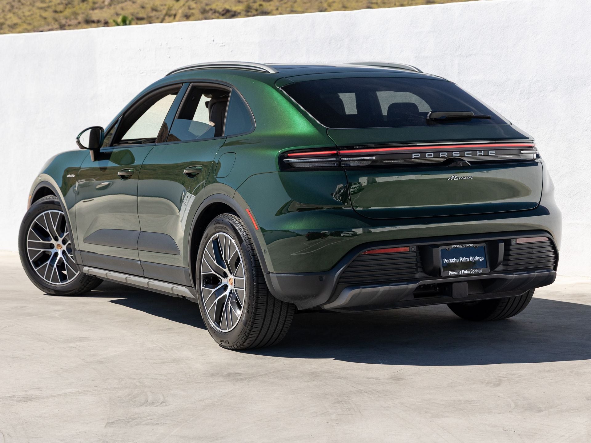 2025 Porsche Macan Macan Electric