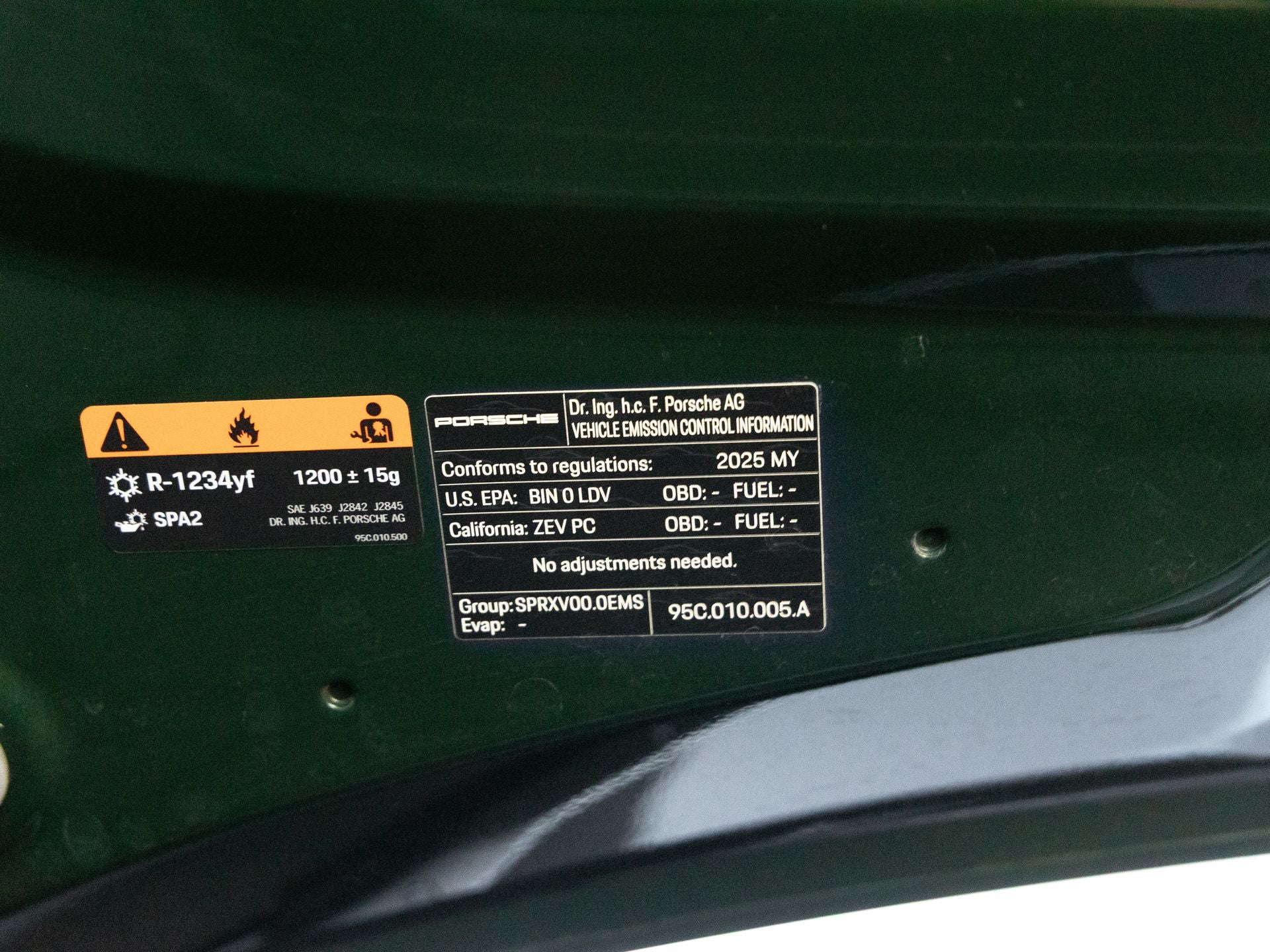 2025 Porsche Macan Macan Electric