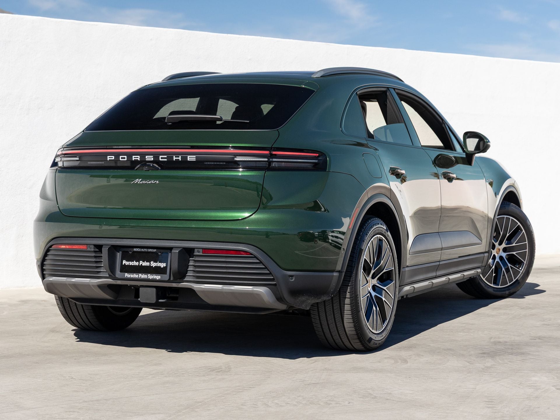 2025 Porsche Macan Macan Electric