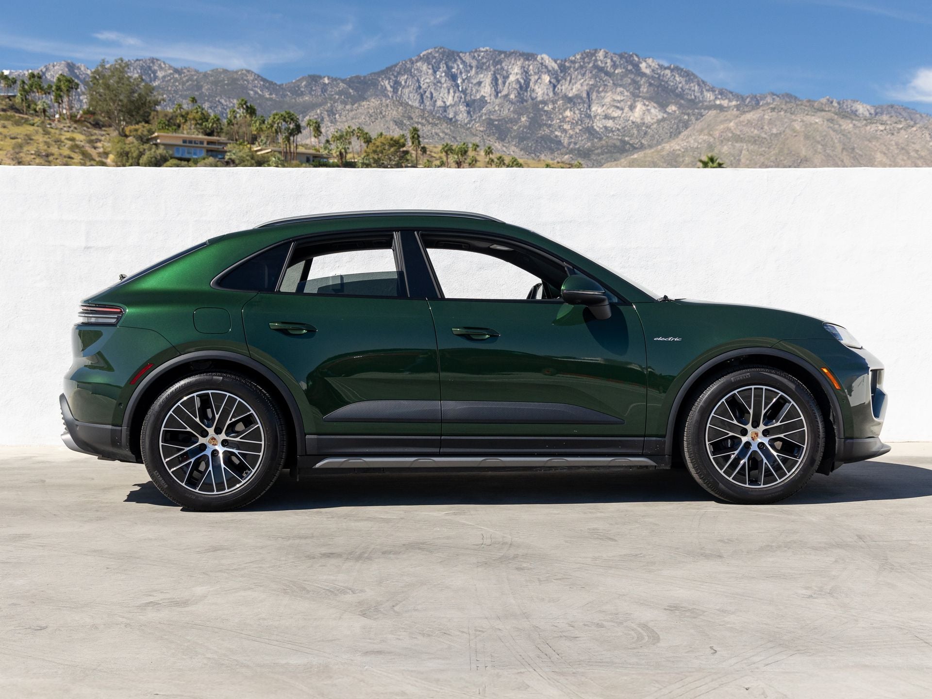 2025 Porsche Macan Macan Electric