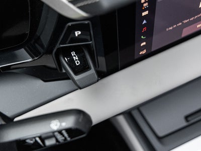 2026 Porsche Macan Electric