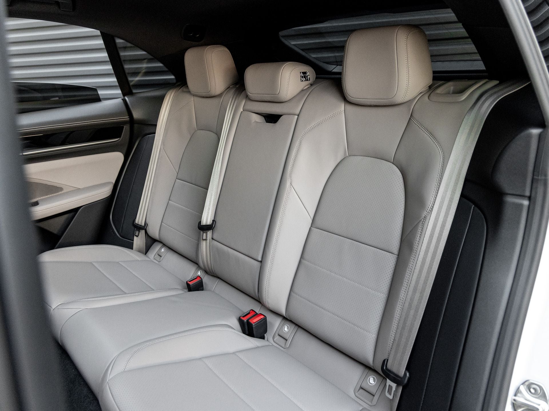 2026 Porsche Macan Electric