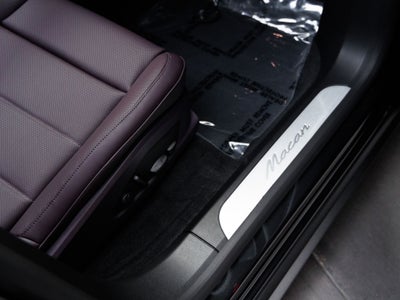 2026 Porsche Macan Macan Electric