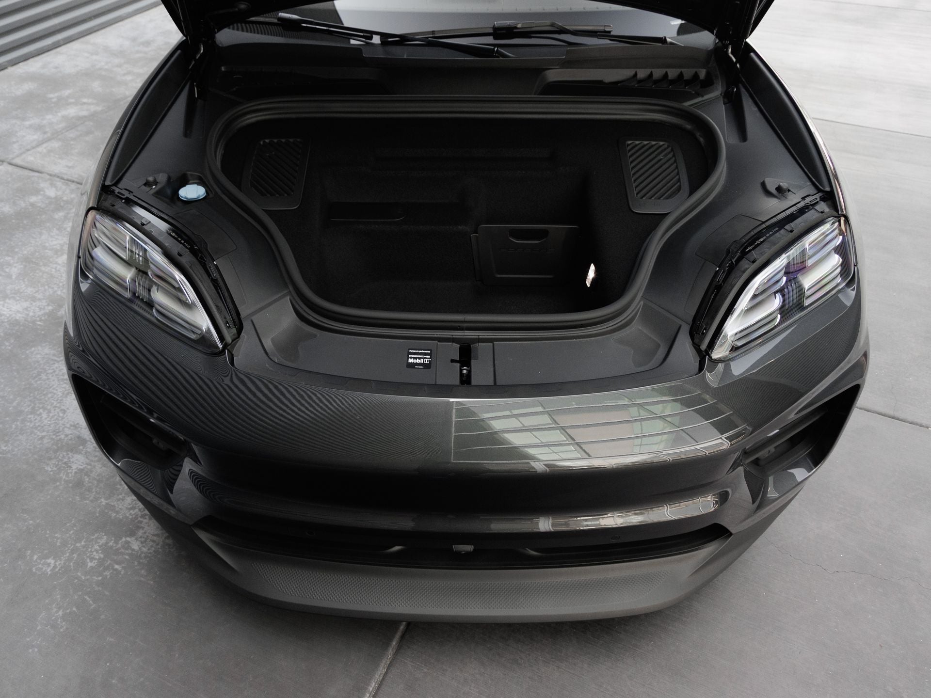 2026 Porsche Macan Macan Electric