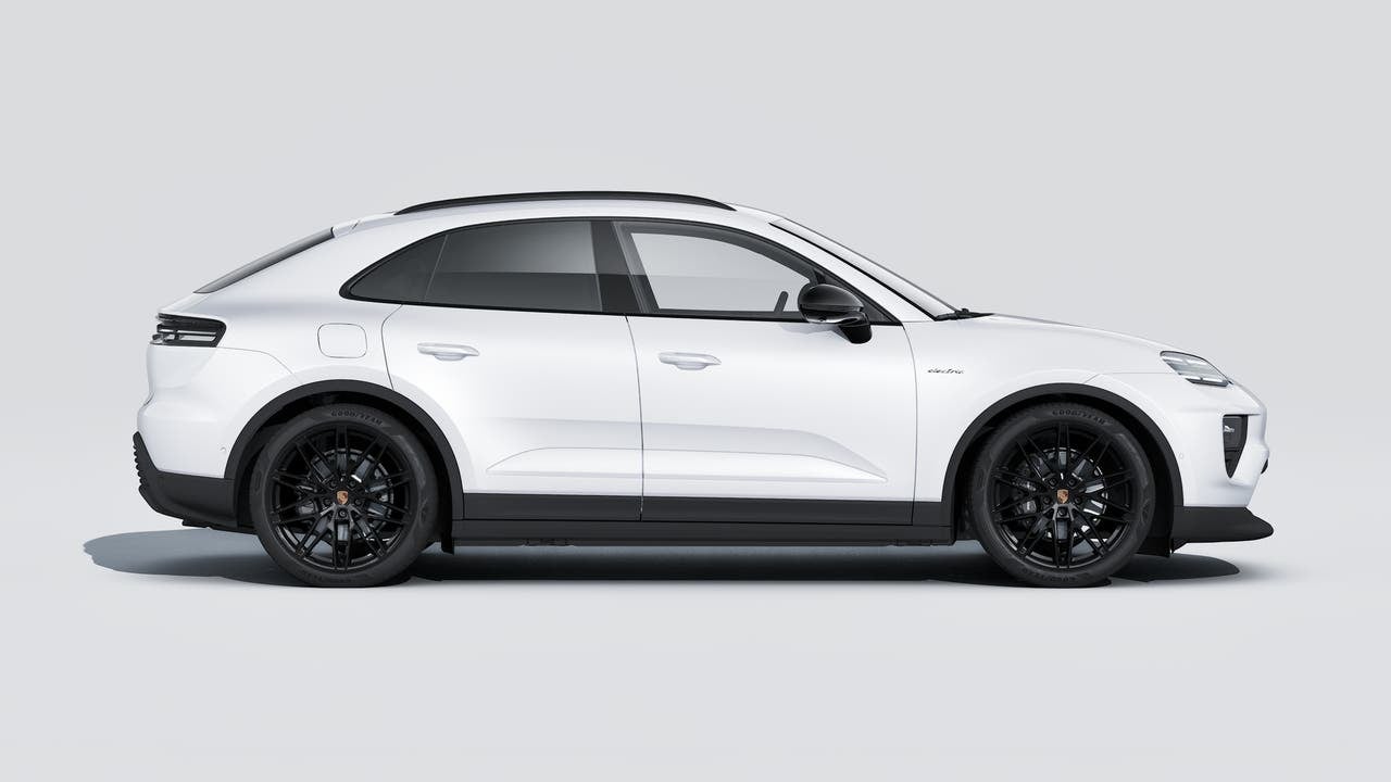2026 Porsche Macan Macan Electric