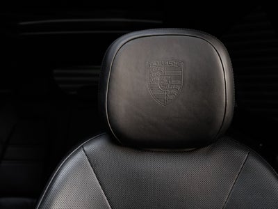 2023 Porsche Cayenne Cayenne E-Hybrid Platinum Edition (MY23)