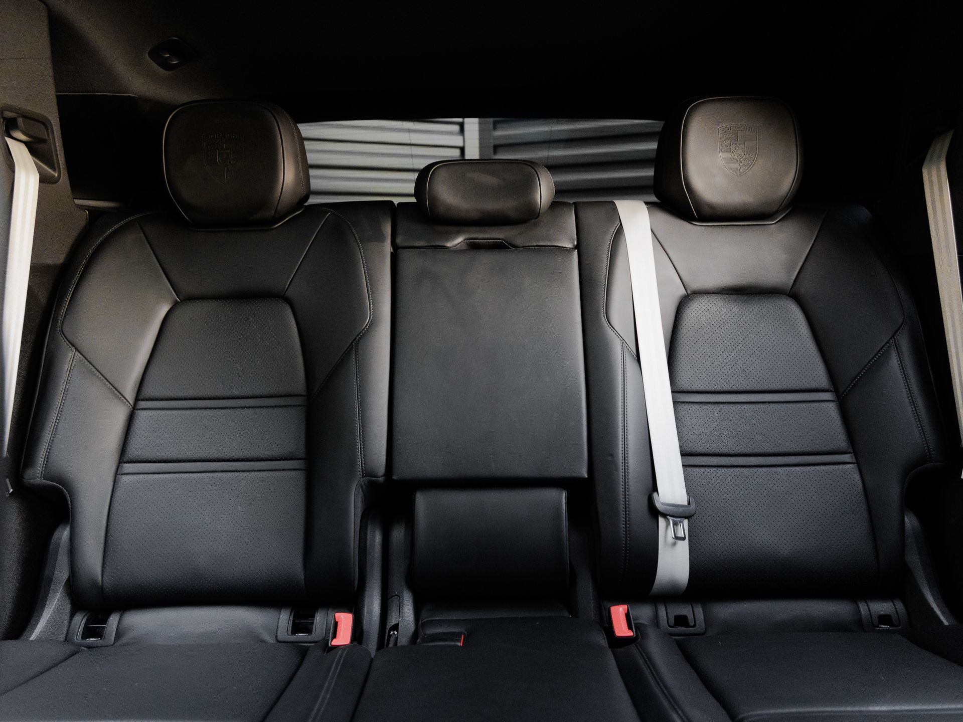 2023 Porsche Cayenne Cayenne E-Hybrid Platinum Edition (MY23)
