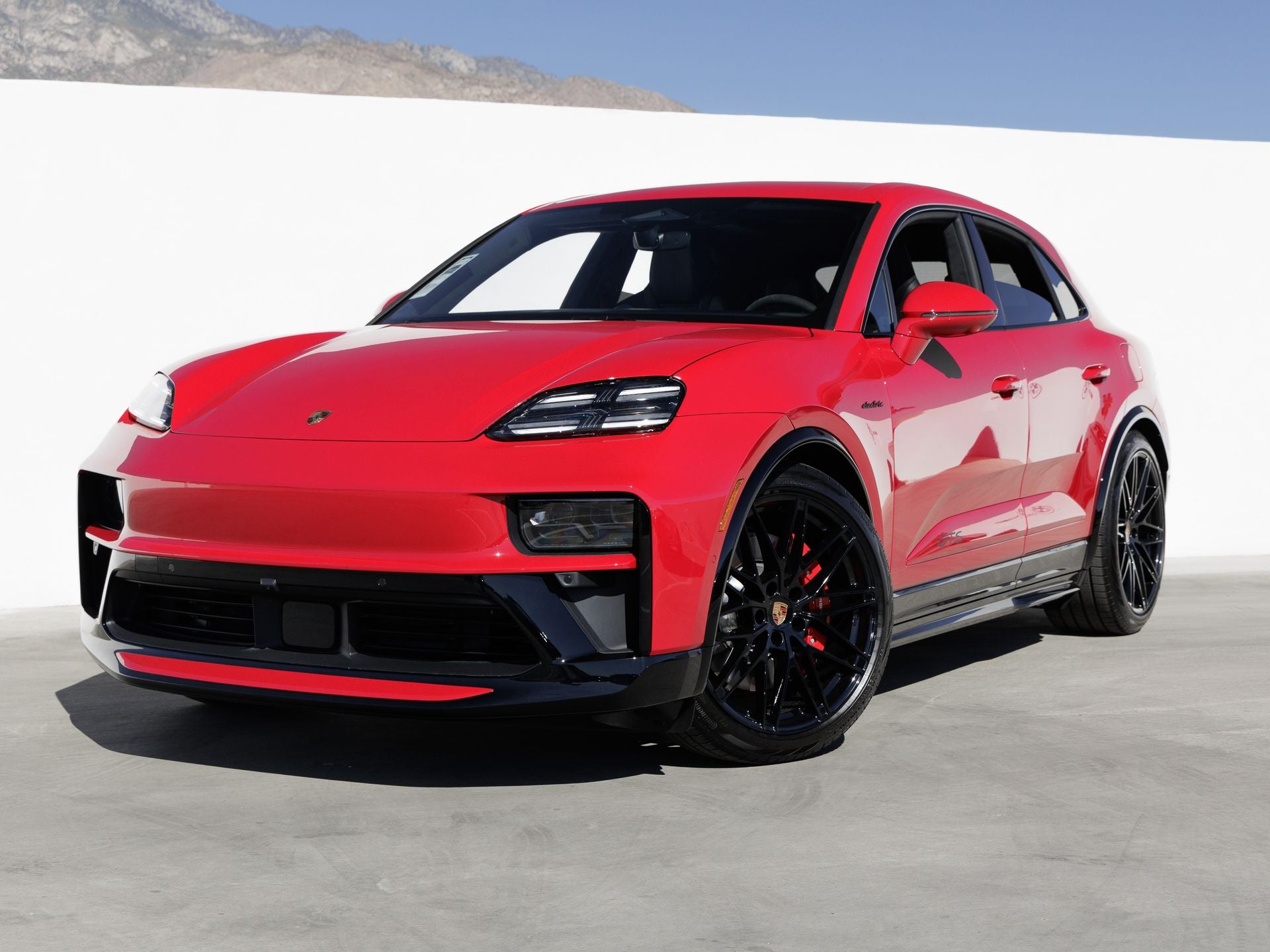 2026 Porsche Macan Macan GTS Electric