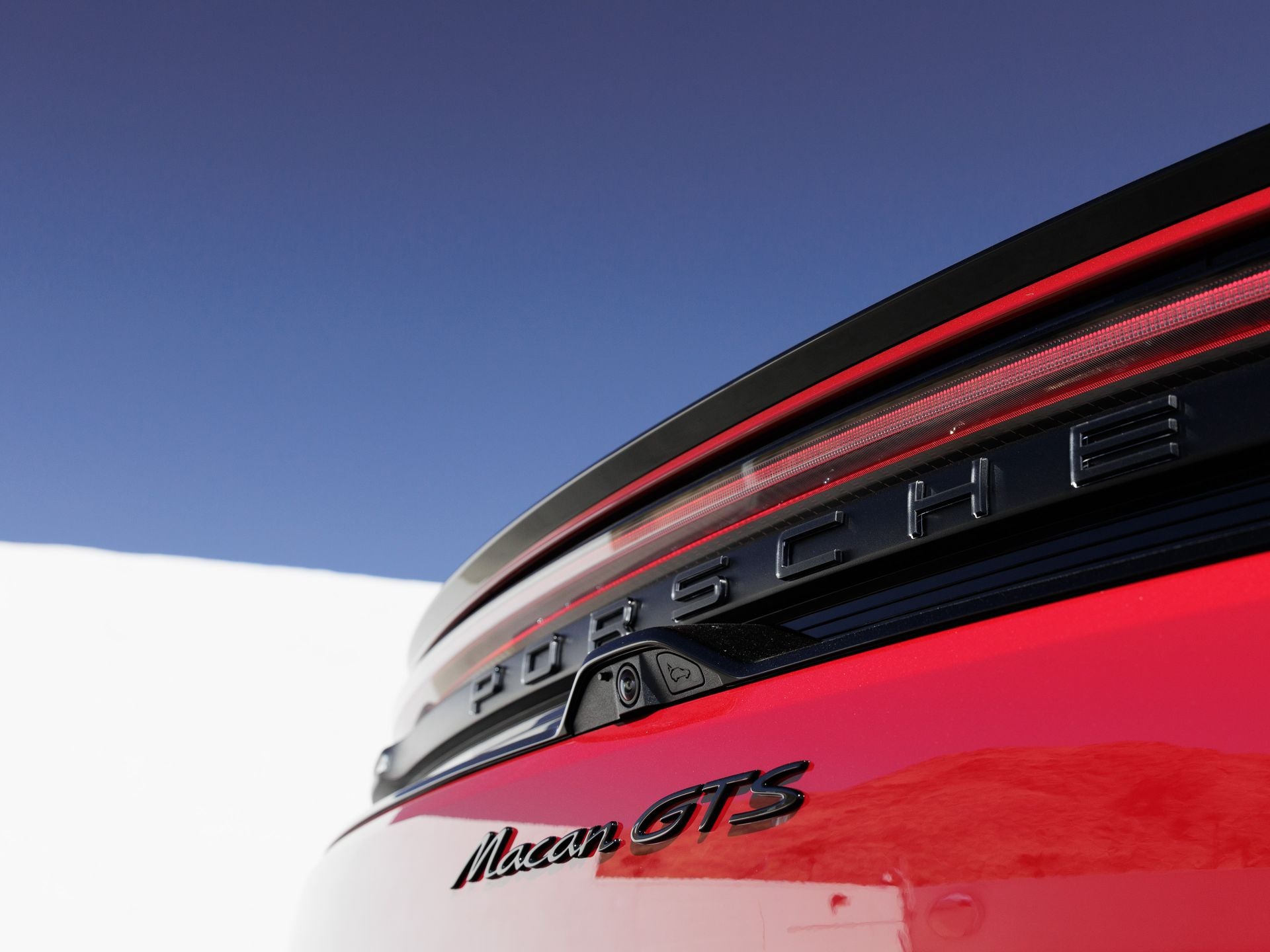 2026 Porsche Macan Macan GTS Electric
