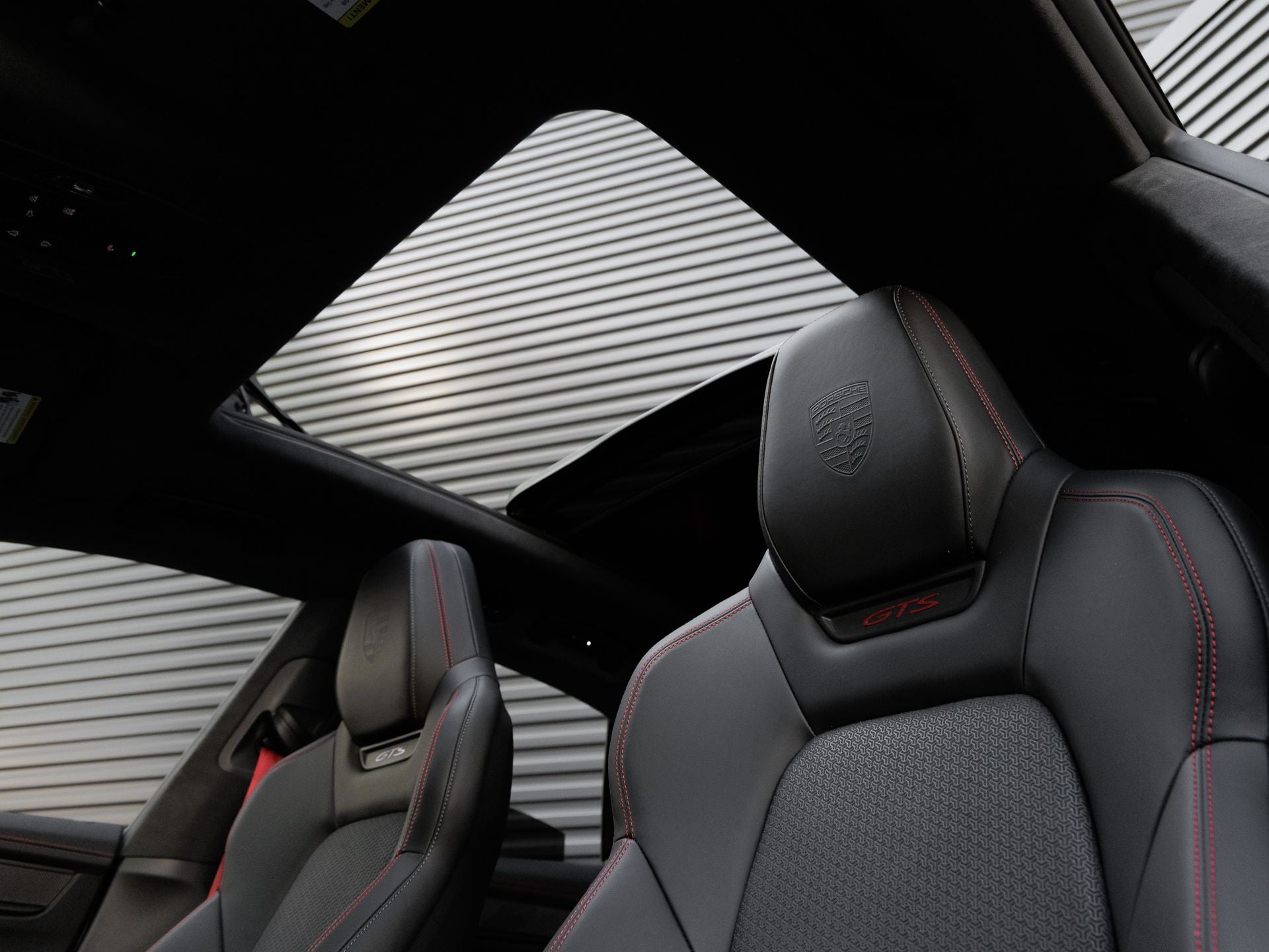 2026 Porsche Macan Macan GTS Electric