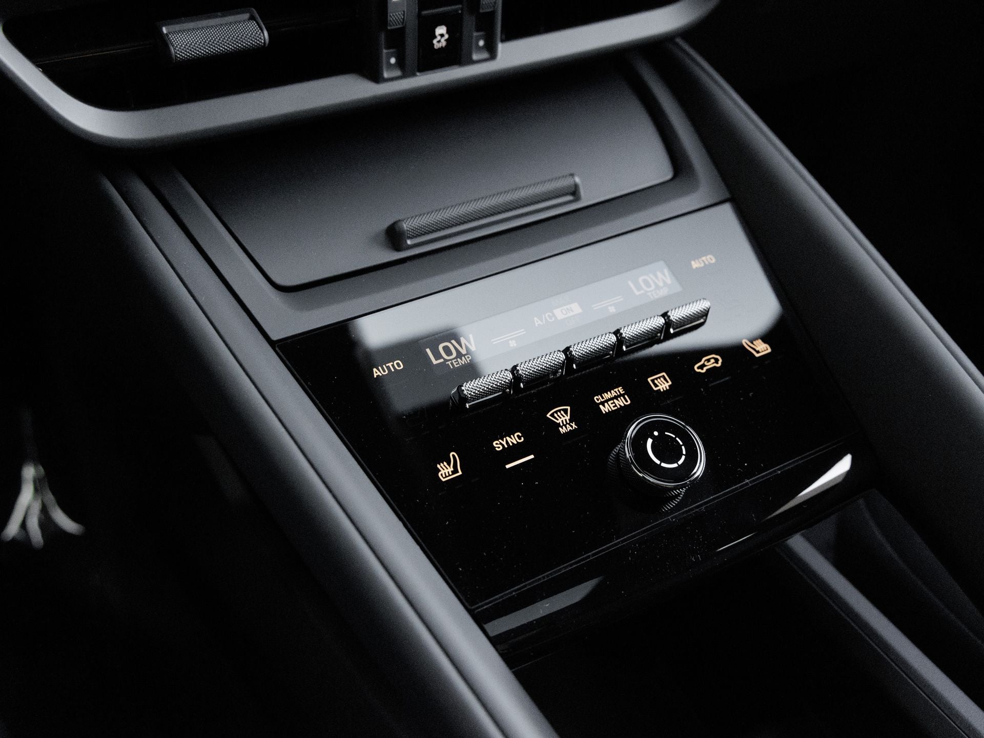 2026 Porsche Macan Macan GTS Electric