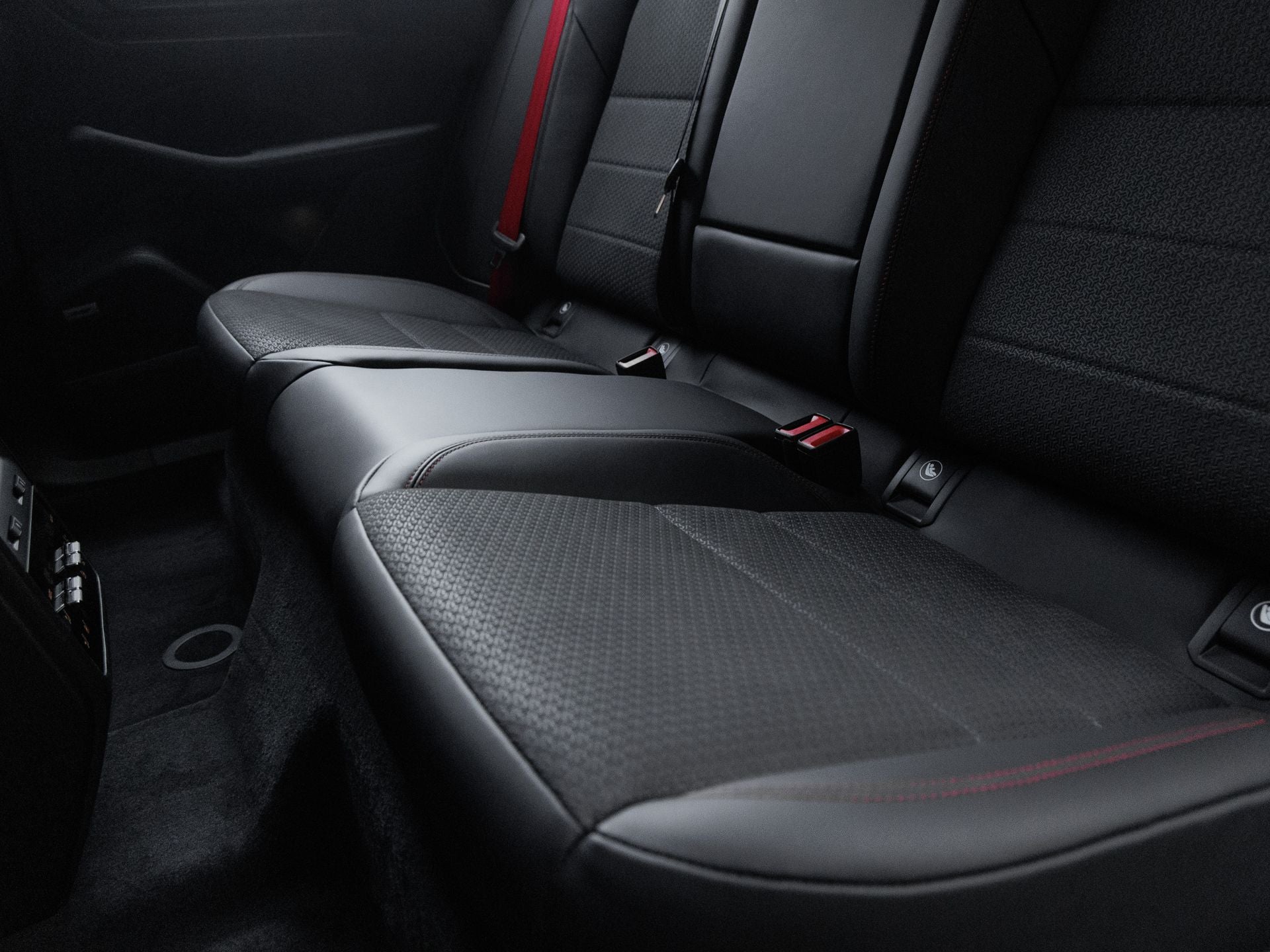 2026 Porsche Macan Macan GTS Electric