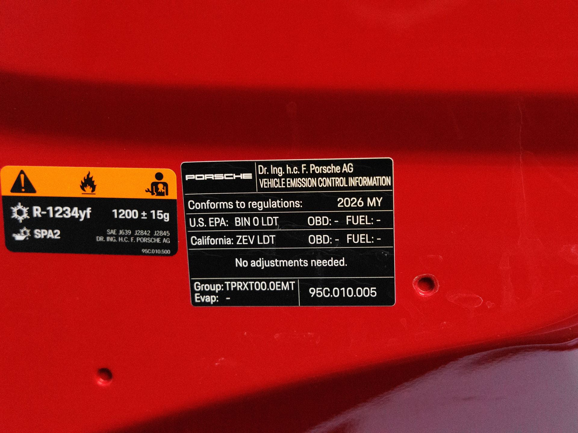 2026 Porsche Macan Macan GTS Electric