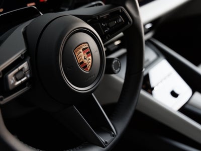2026 Porsche Macan Macan GTS Electric