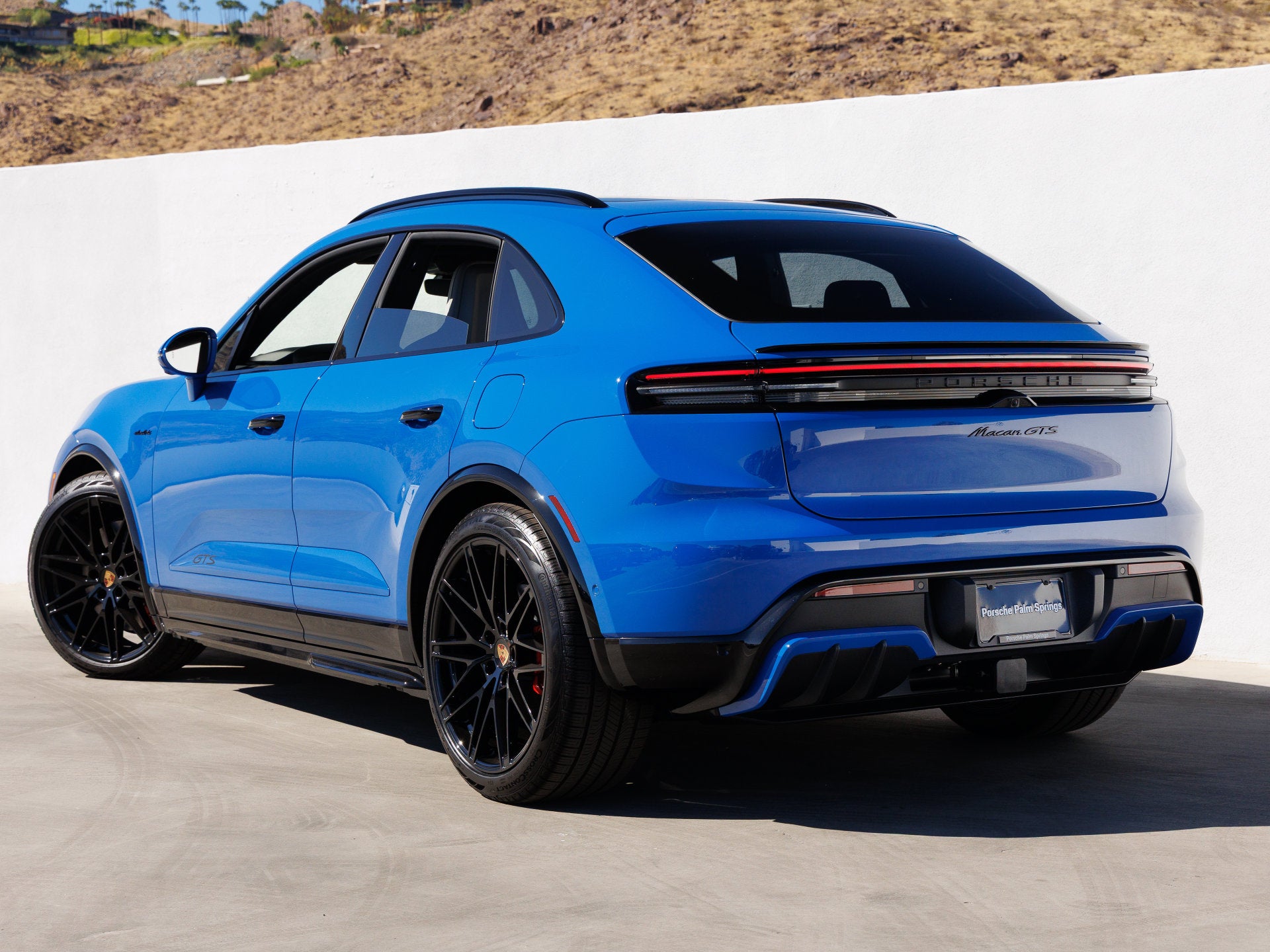 2026 Porsche Macan Macan GTS Electric