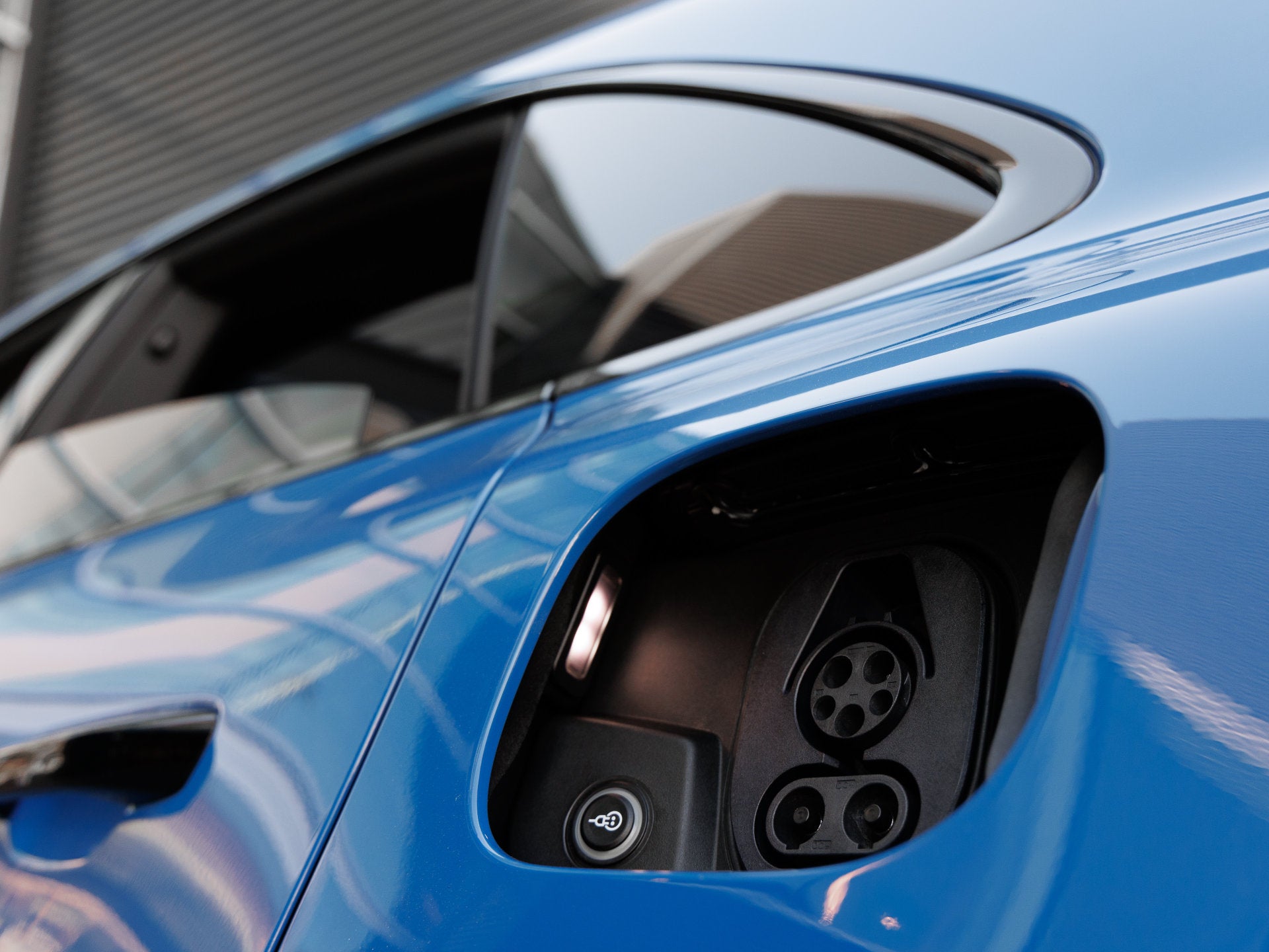 2026 Porsche Macan Macan GTS Electric