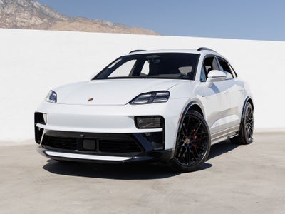 2026 Porsche Macan Macan GTS Electric