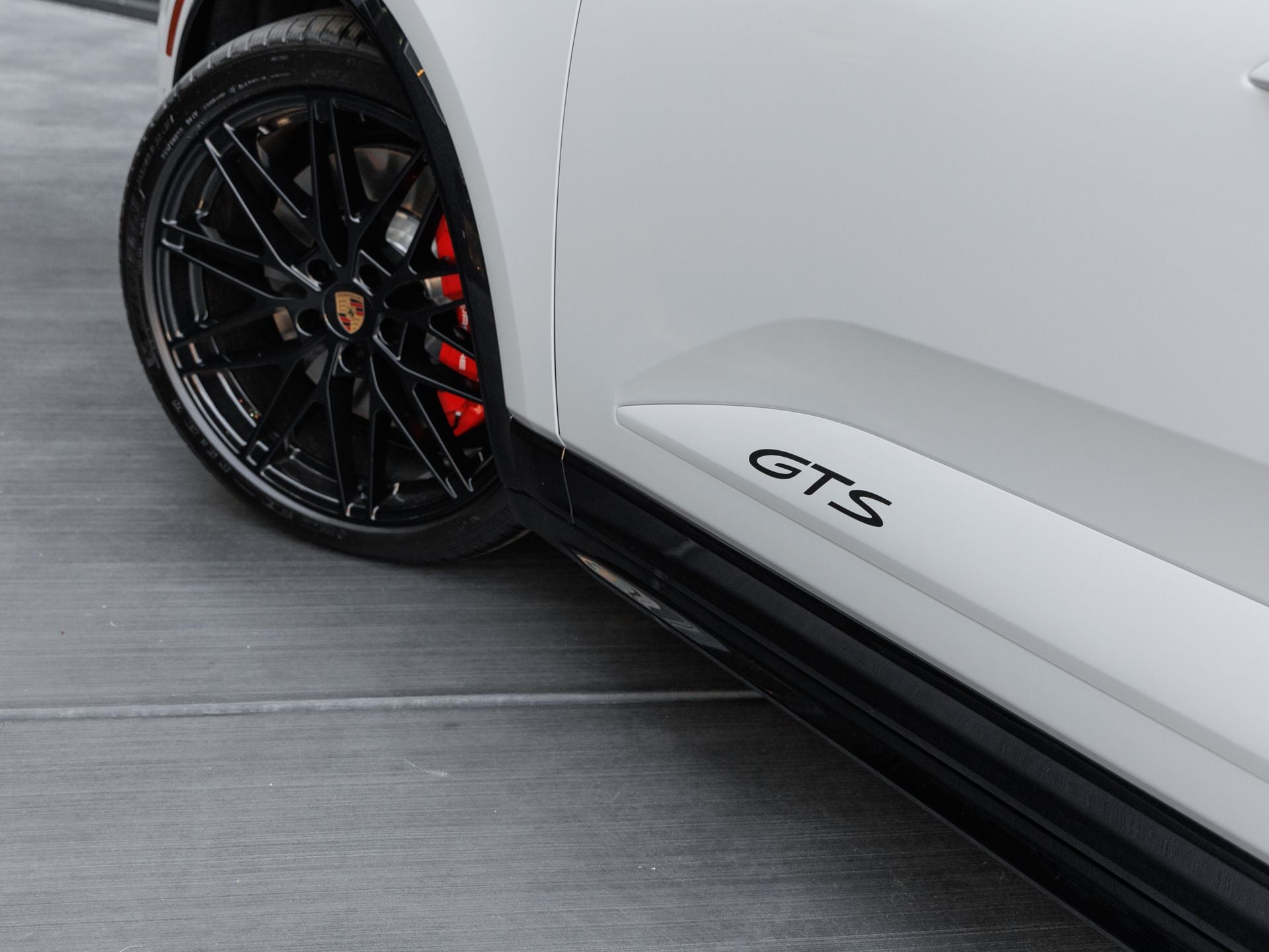 2026 Porsche Macan Macan GTS Electric