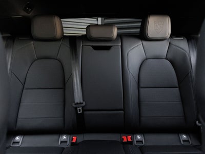 2026 Porsche Macan Macan GTS Electric