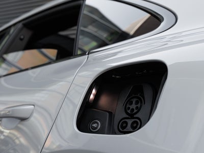 2026 Porsche Macan Macan GTS Electric