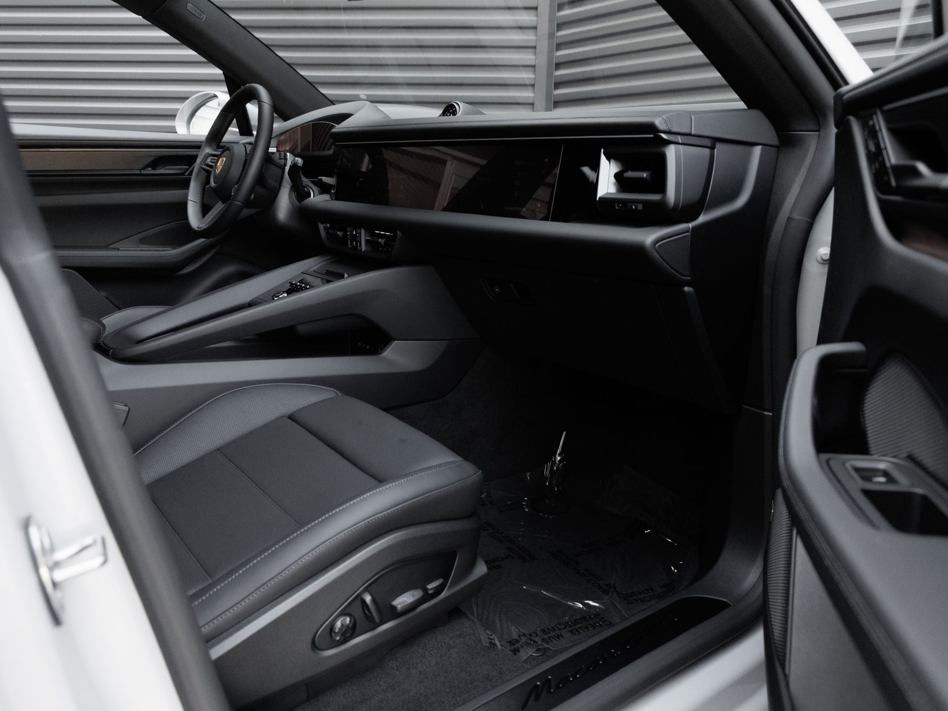 2026 Porsche Macan Macan GTS Electric