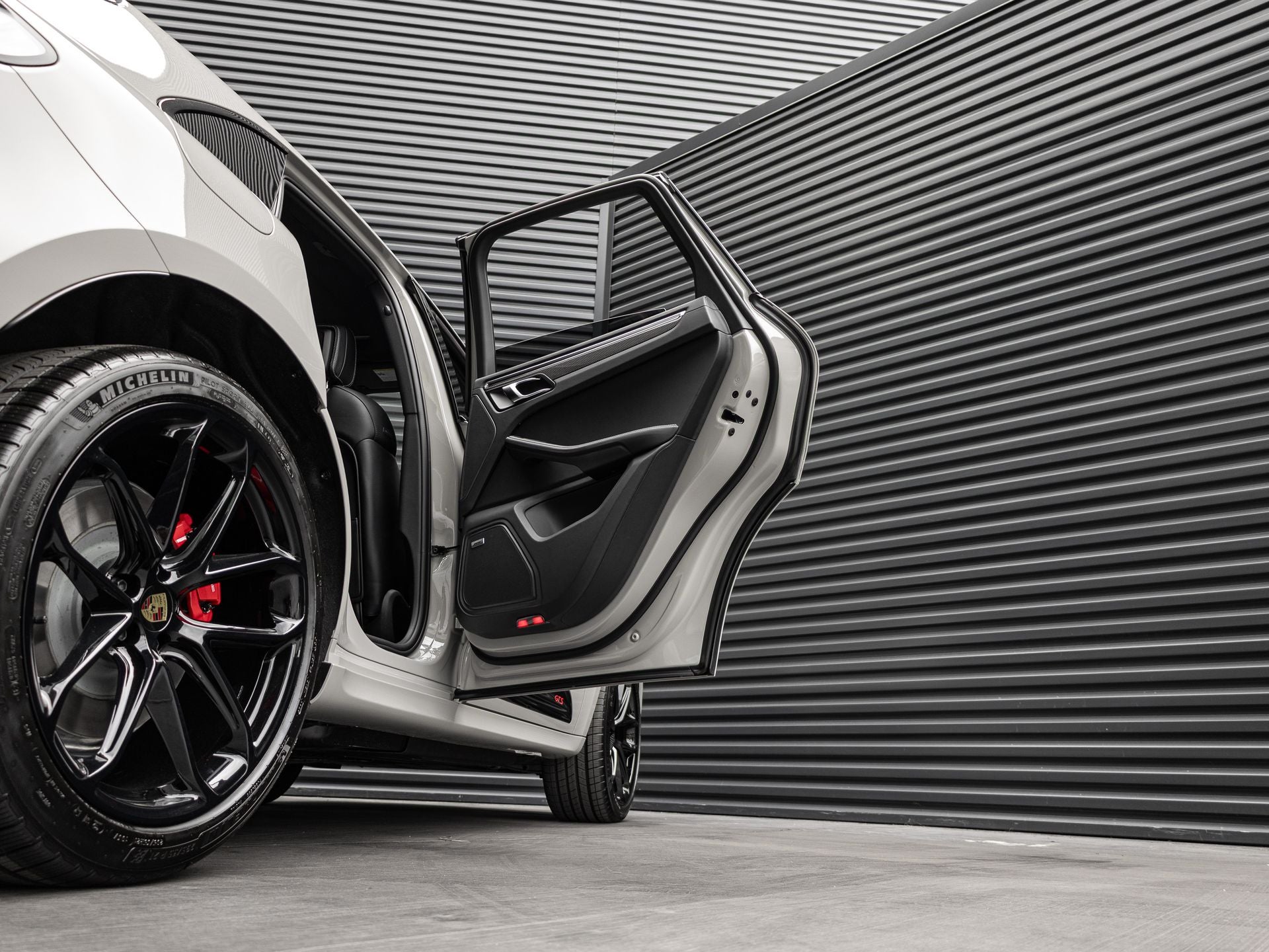 2026 Porsche Macan GTS