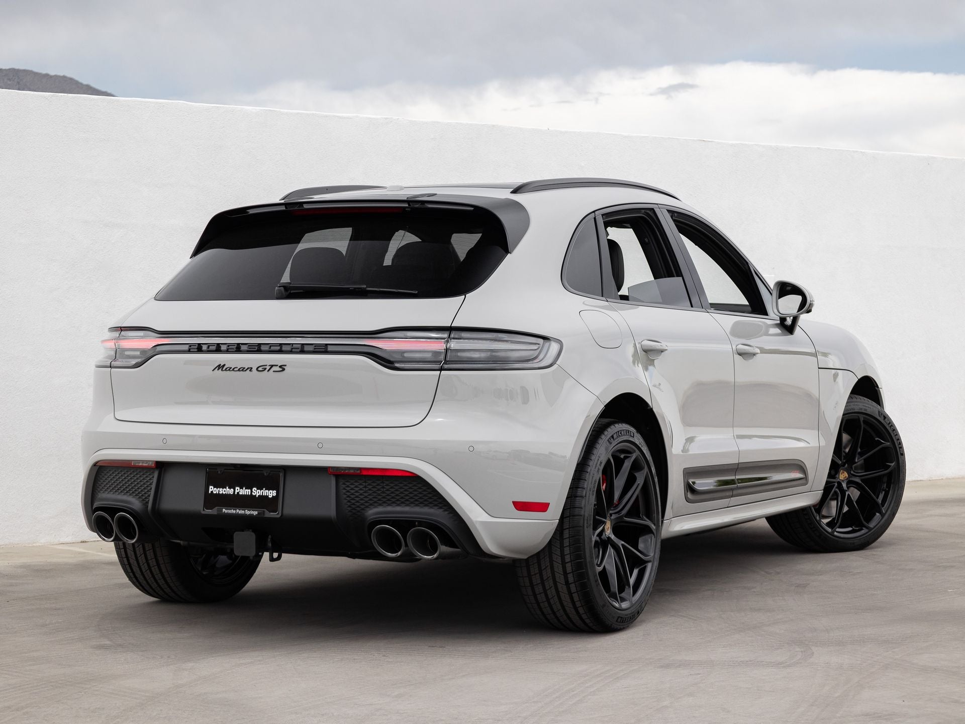 2026 Porsche Macan GTS