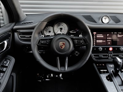 2026 Porsche Macan Macan GTS