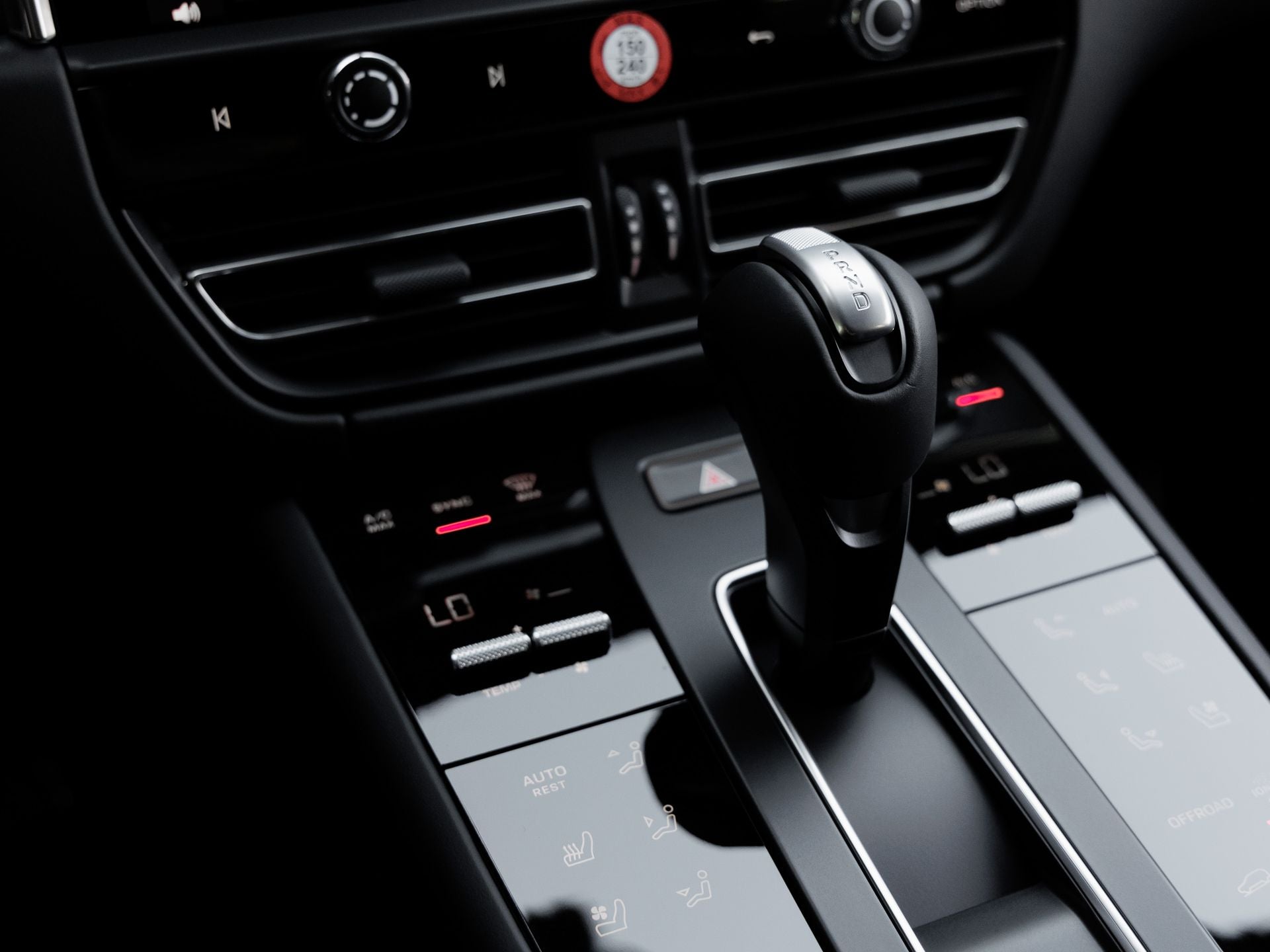 2026 Porsche Macan Macan GTS