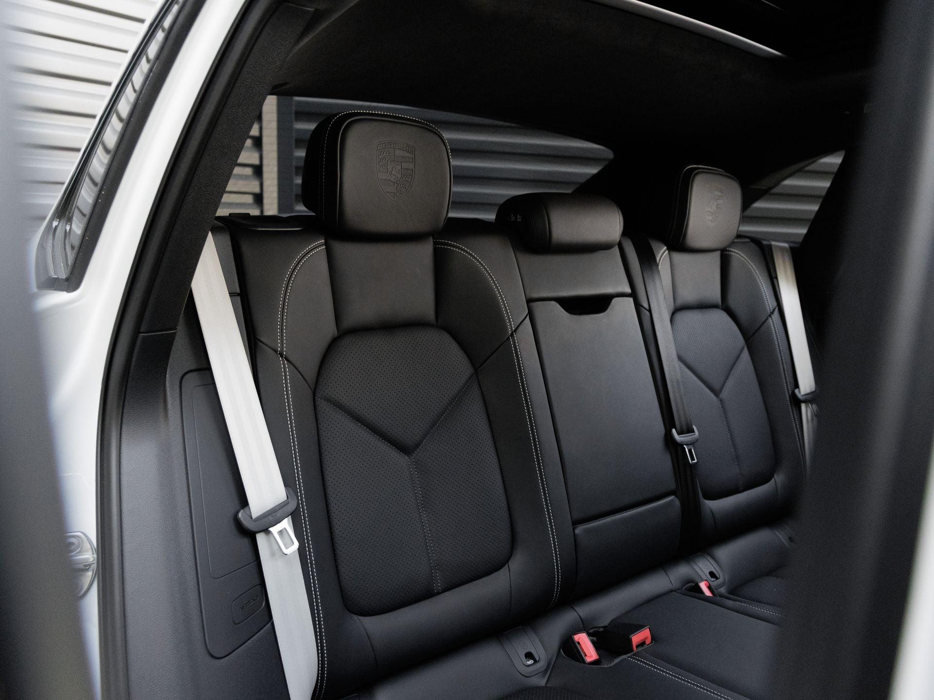 2026 Porsche Macan Macan GTS