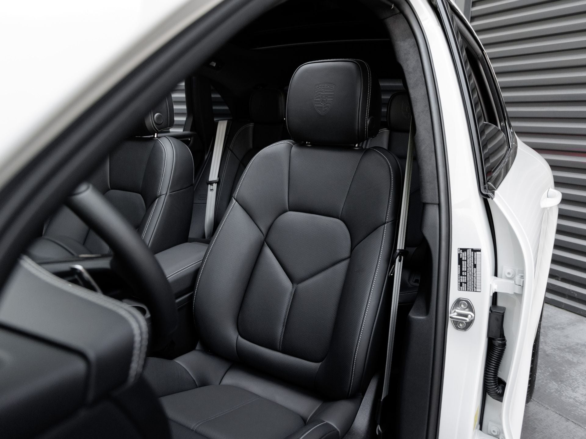 2026 Porsche Macan Macan GTS