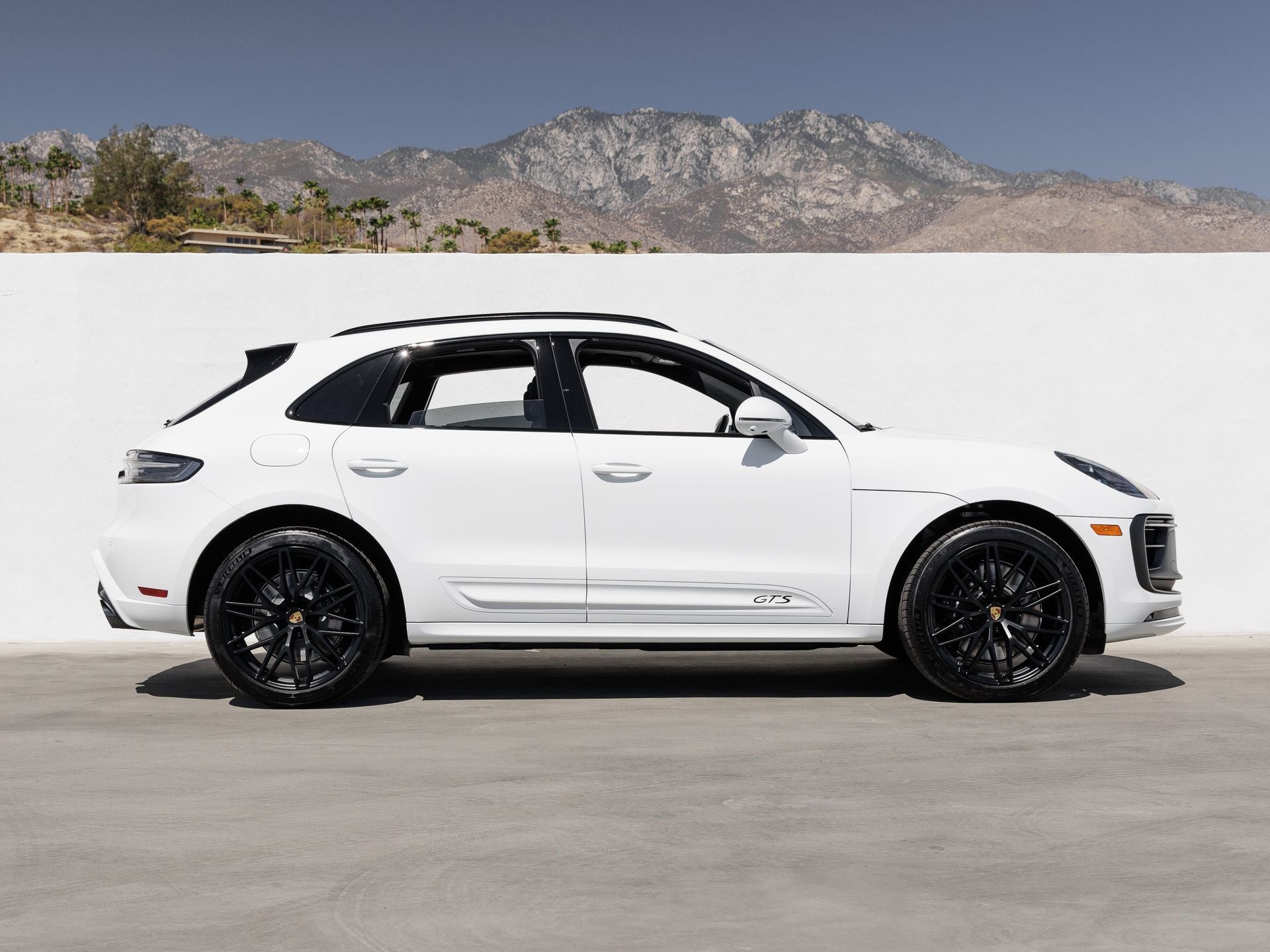 2026 Porsche Macan Macan GTS